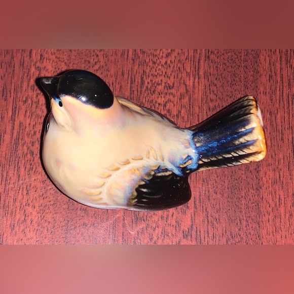 Mid Century Vintage Glazed Ceramic Figural Bird Salt/Pepper Shaker - Picture 9 of 16